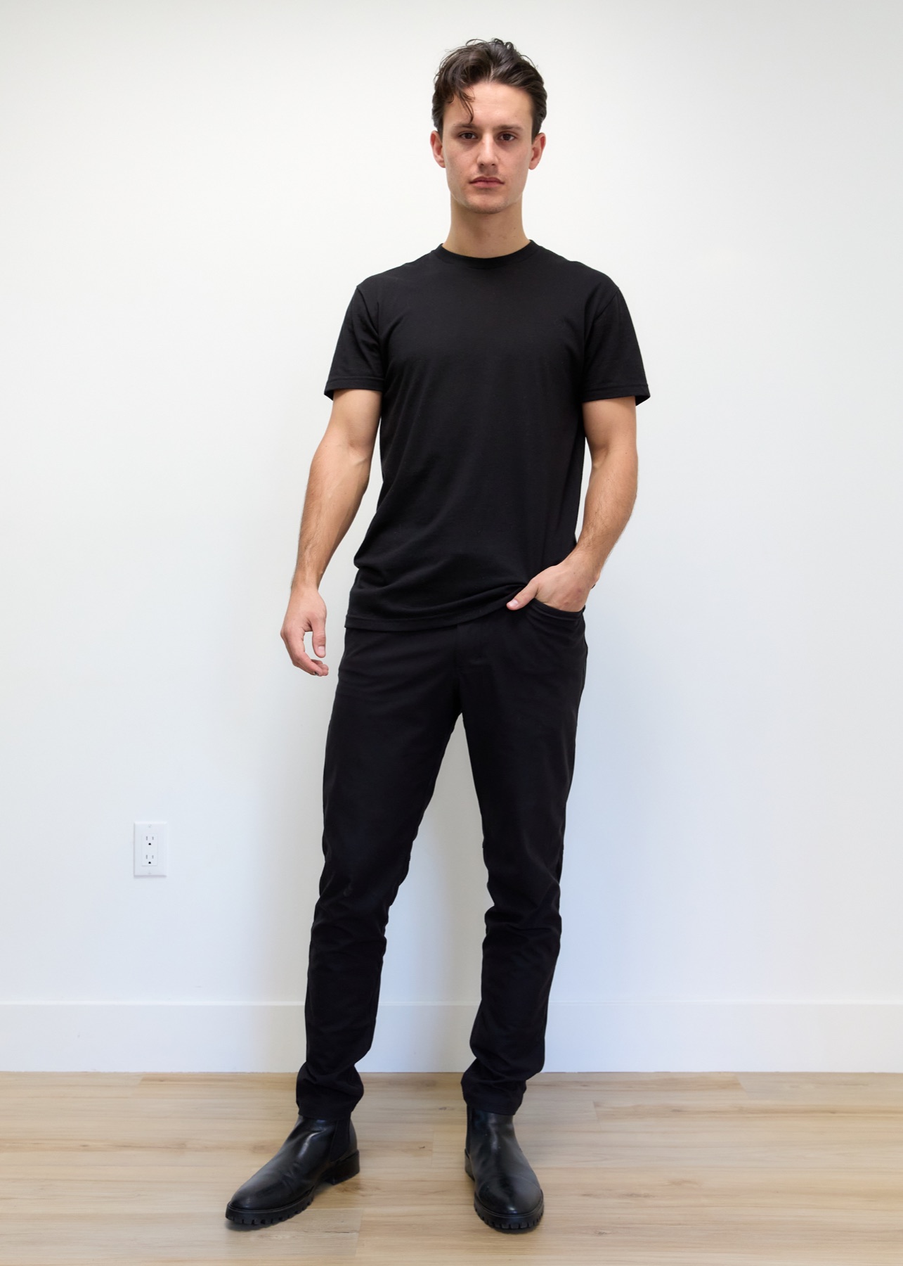 Full-body modeling photo of Teagan Lawrence Jarvis